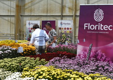 Harry Boers samen met een klant